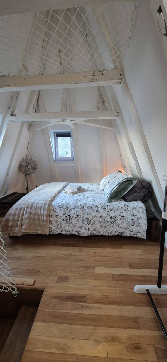 Apartamento entero, La Tour de St Céré, insolite en coeur de ville in Saint-Céré, Lot