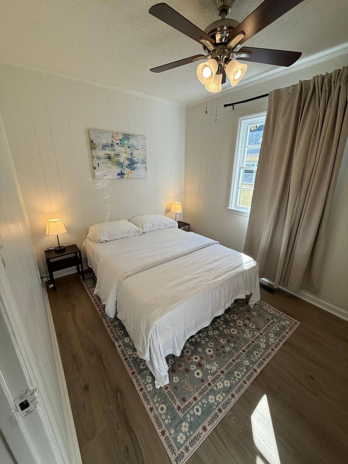 Apartamento entero, Newly Renovated 3 Bedroom House in Lakewood! in Durham (Carolina del Norte), Condado de Durham (Estados Unidos)