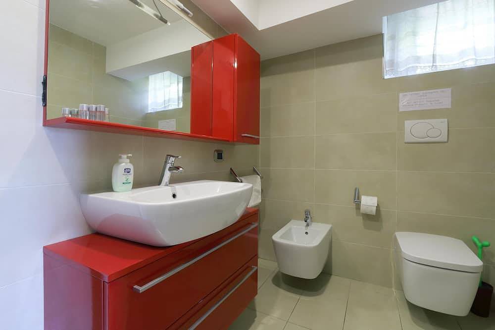 Ganze Wohnung, Bed & Wellness Fisterre - Blaues Zimmer in Belluno, Schiaragruppe
