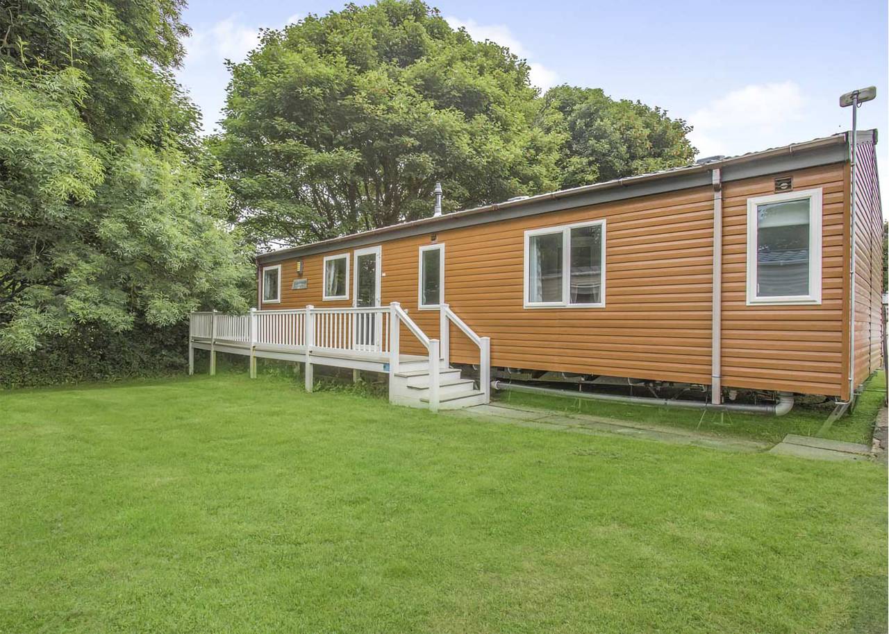 Prestige Lodge with parking, ensuite & decking in Skegness, Lincolnshire