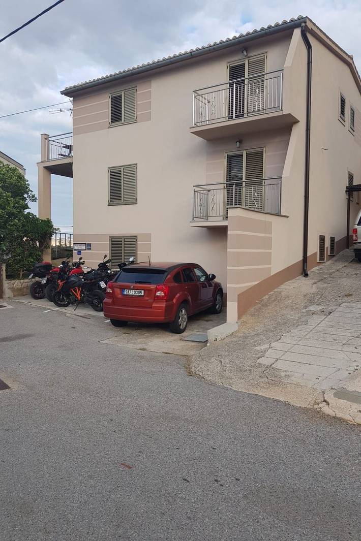 Ferienwohnung für 2 Personen, mit Garten, mit Haustier in Karlobag - 3