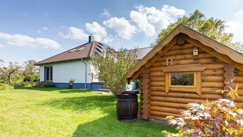 Ferienhaus für 6 Personen, mit Sauna und Garten sowie Terrasse in Dierhagen