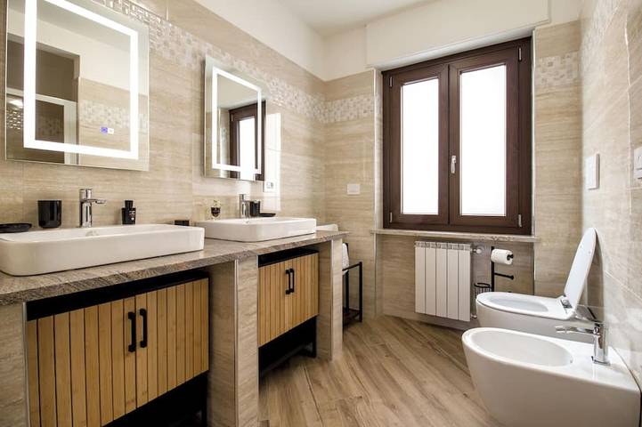 Gîte pour 4 personnes, avec jardin, animaux acceptés dans Pont-Saint-Martin (Aosta)