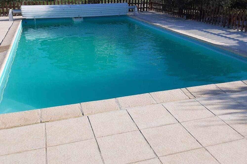 Maison de campagne avec piscine in Cieurac, Quercy