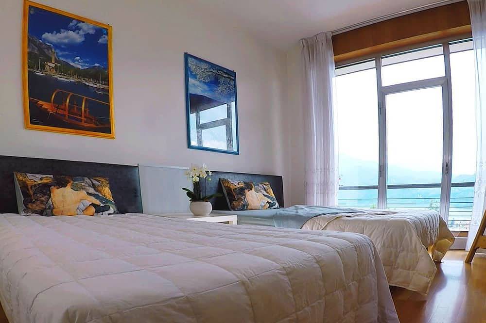Villa Ornella - Luxury Mansion (8 people version) with private pool in Rongio, Mandello del Lario