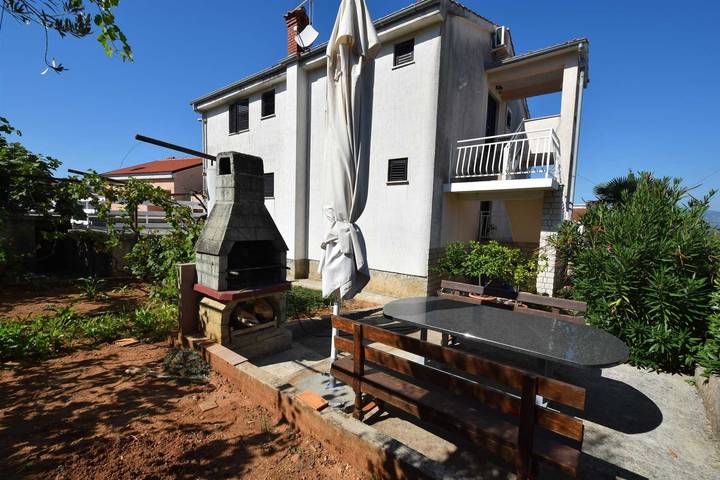 Ferienwohnung für 3 Personen, mit Balkon in Njivice - 2