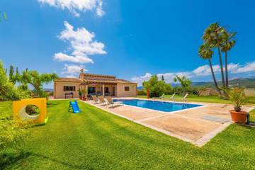 Villa in Sa Pobla, Mallorca Norden für 6 
