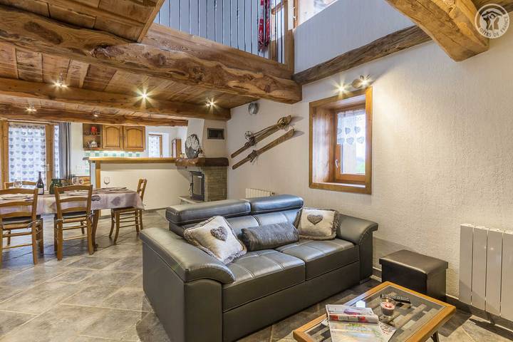 Gîte pour 6 personnes, avec Balcon et Terrasse