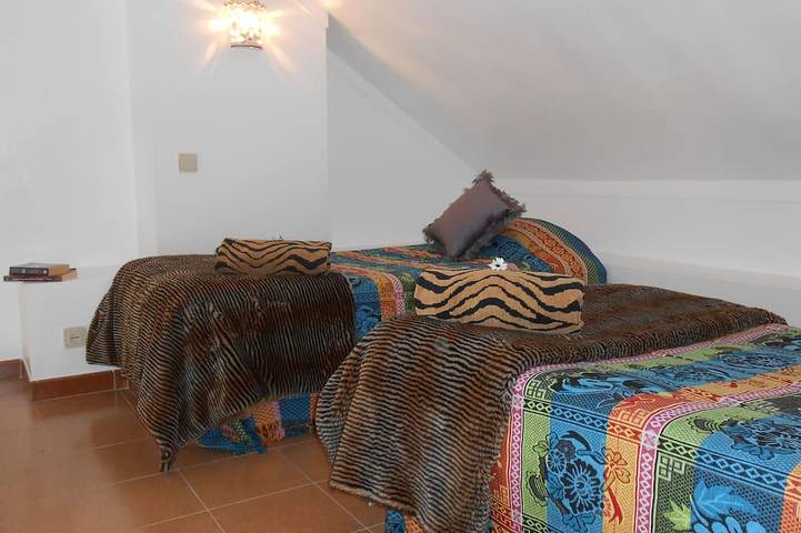 Ganze Wohnung, Geräumiges Studio Apt, mit Klimaanlage, schönen Pool, sehr nah am Strand. in Cabanas de Tavira, Conceição e Cabanas de Tavira