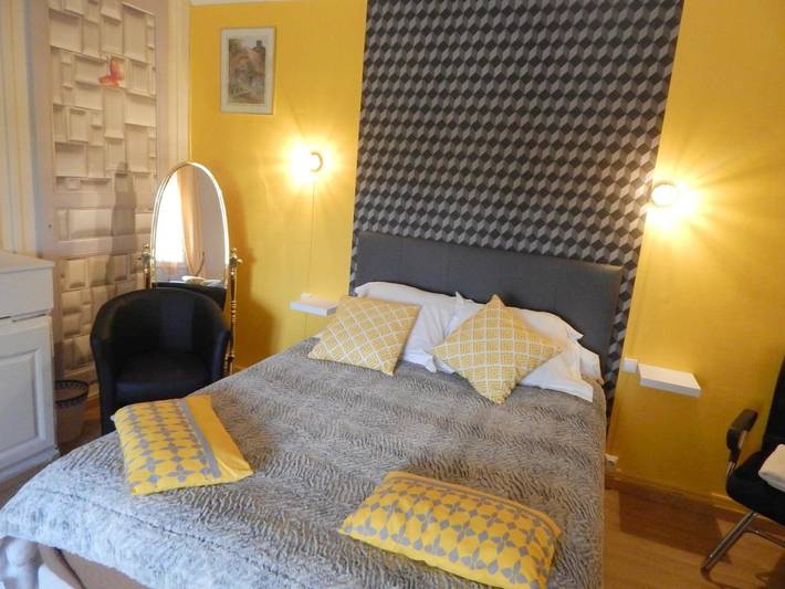 Chambre d’hôte pour 2 personnes, avec terrasse et jardin, animaux acceptés à Équemauville - 2