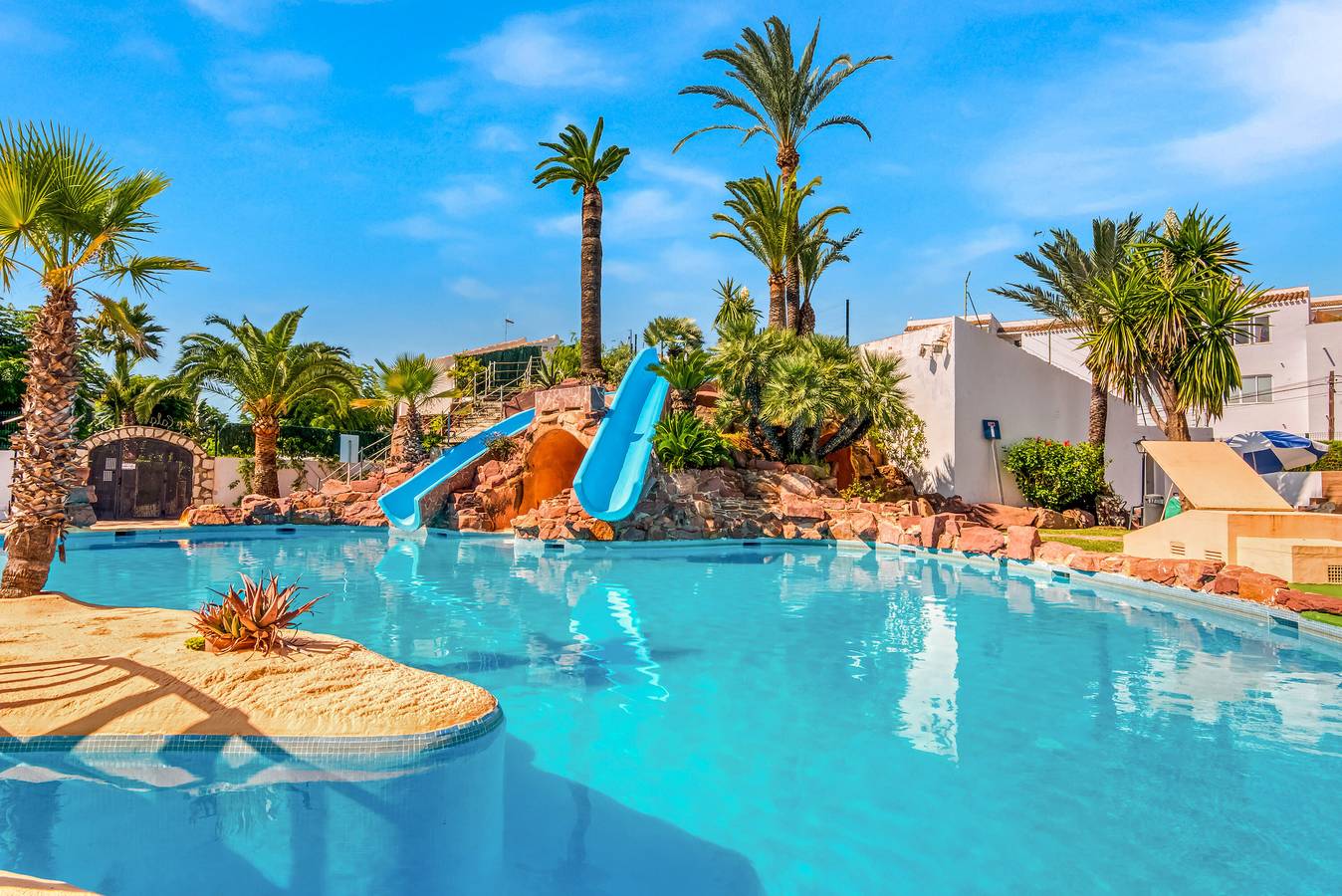 Ferienhaus 'Ortega' mit Gemeinschaftspool, Wlan und Klimaanlage in Toscamar, Jávea