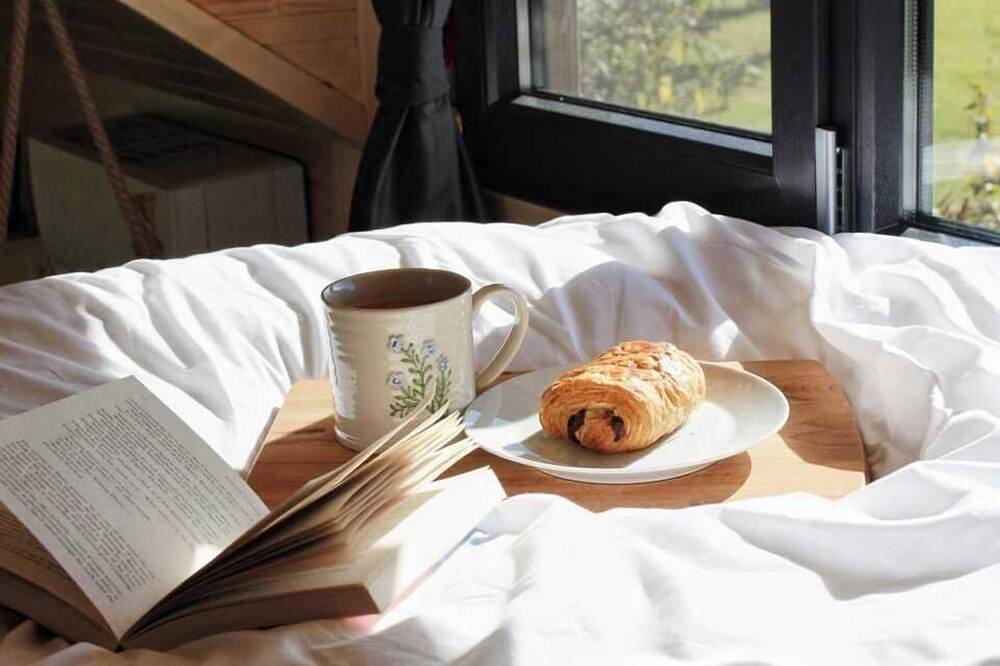 Vilasini Hut by Tiny Away in Great Horkesley, Colchester