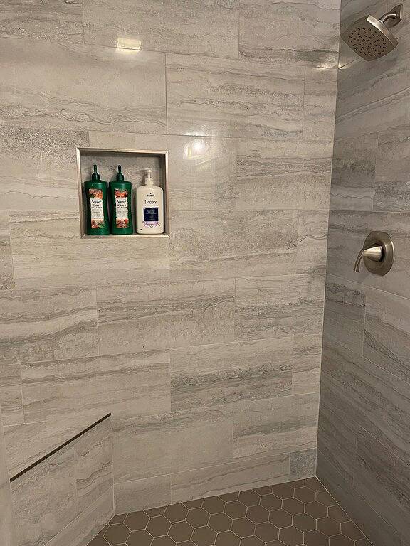 Updated Rayburn Country Home with outdoor space and plenty of room to entertain. in Sam Rayburn Reservoir