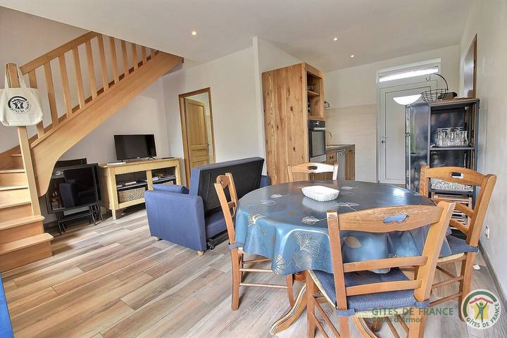 Gîte pour 2 personnes, avec jardin à Évran - 2