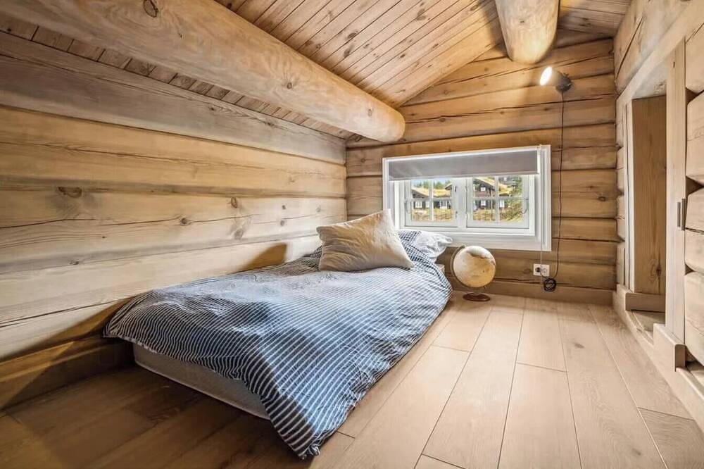 Blockhütte mit Whirlpool und Skipisten in Veggli in Rollag