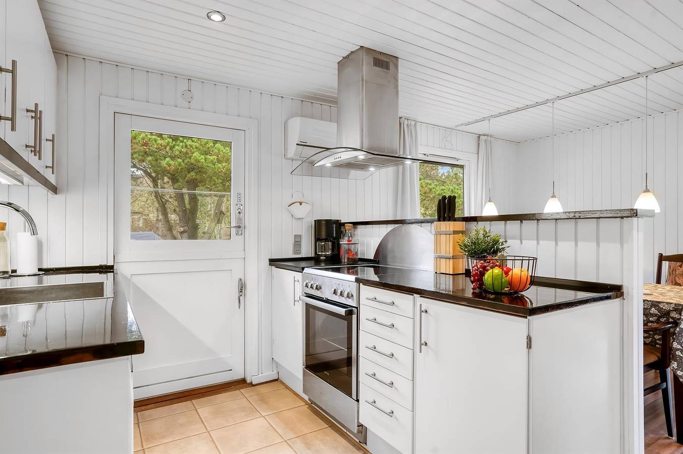 Nice home in Blokhus w/ Sauna, Wifi and 3 Bedrooms in Rødhus, Jammerbugt