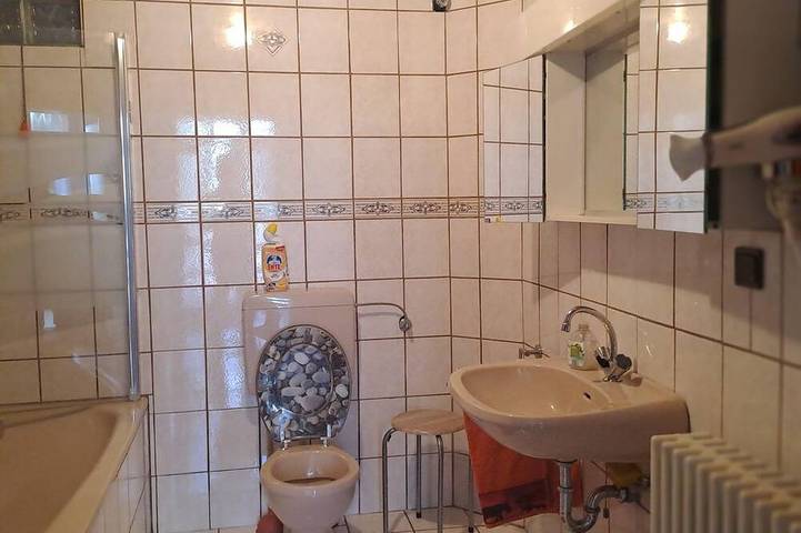 Ganze Wohnung, Ferienwohnung 2 - Boardinghouse Schmitt in Kaiserslautern, Saar-Nahe-Bergland