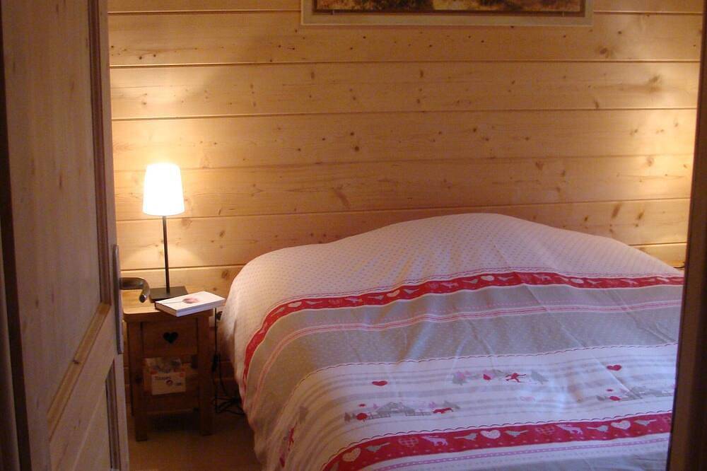 Un chalet agréable à vivre, une vue imprenable. in Abriès-Ristolas, Queyras