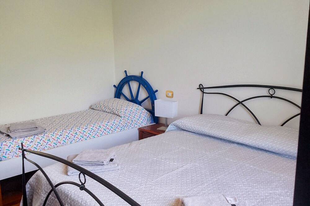 Estupenda casa de vacaciones privada con sauna, A/C, jacuzzi, Wifi, piscina privada, Tv, patio in Viterbo, Provincia de Viterbo