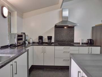 Vakantiehuis voor 28 Personen in Sint-Truiden, Belgisch-Limburg, Afbeelding 2