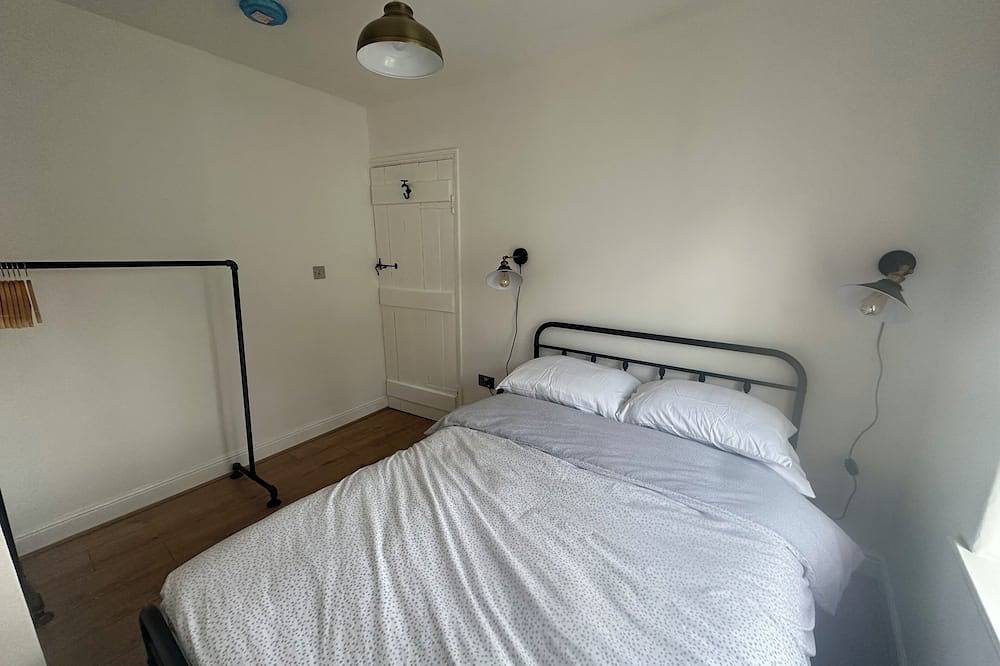 Charming Cottage in Brecon, sleeps 6 people. Pets welcome! in Brecon, Brecon Beacons