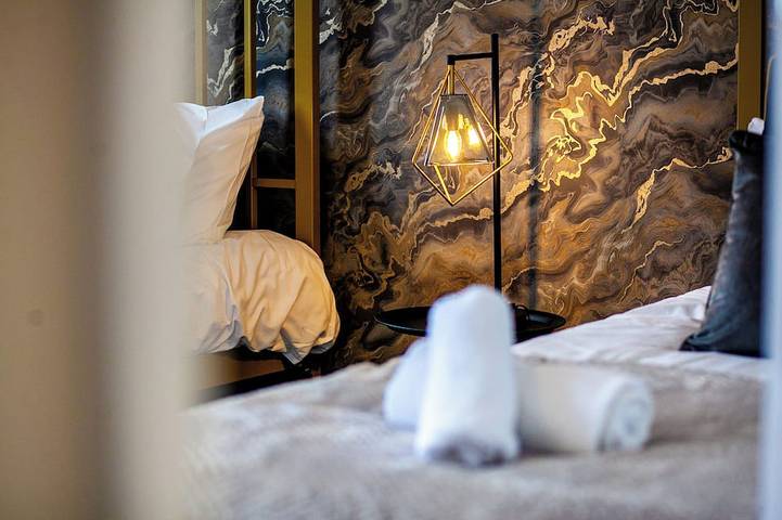 WhiskAwayStays Mystic Heights Luxury home in Worcester, Worcestershire
