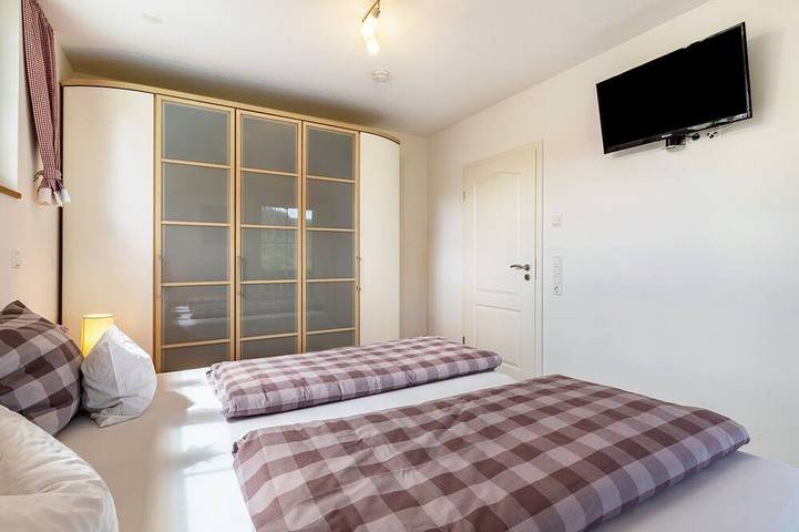 Ferienwohnung für 6 Personen, mit Balkon und Garten in Hofstetten - 3