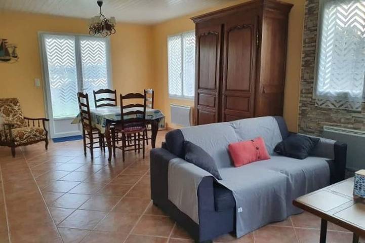 Casa de una planta con jardín, mascotas a solicitud, cerca de la playa in L'Aiguillon-sur-Mer, L'Aiguillon-la-Presqu'île