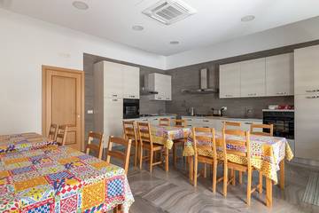 Cottage for 14 People in Zafferana Etnea, Catania Province, Photo 2