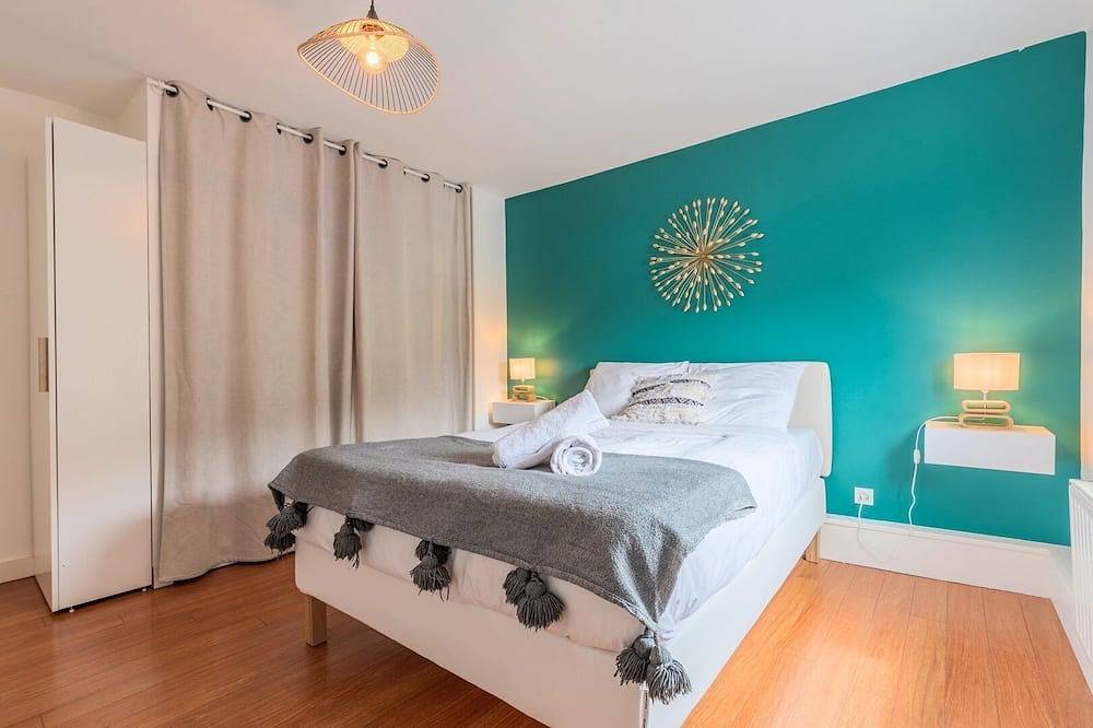 Renovated 3-bedroom house with terrace and garden. in Wasquehal, Lille region