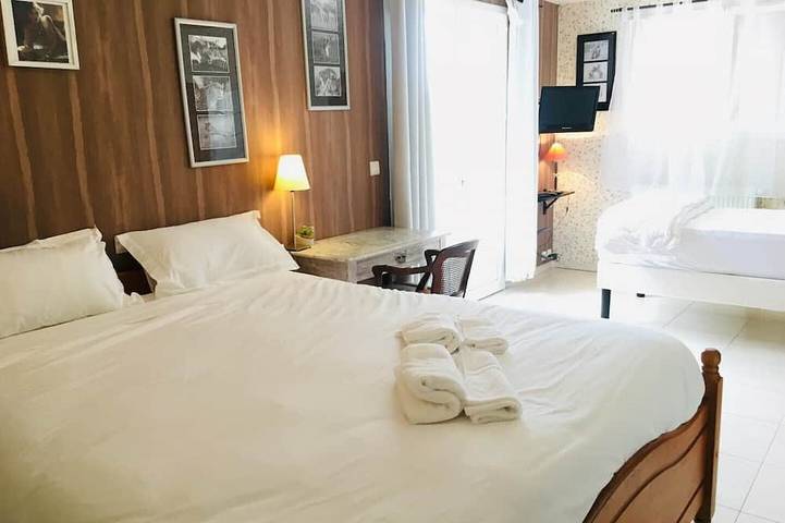 Location de vacances pour 10 personnes, avec balcon et piscine, animaux acceptés dans Saint-Géry-Vers - 2