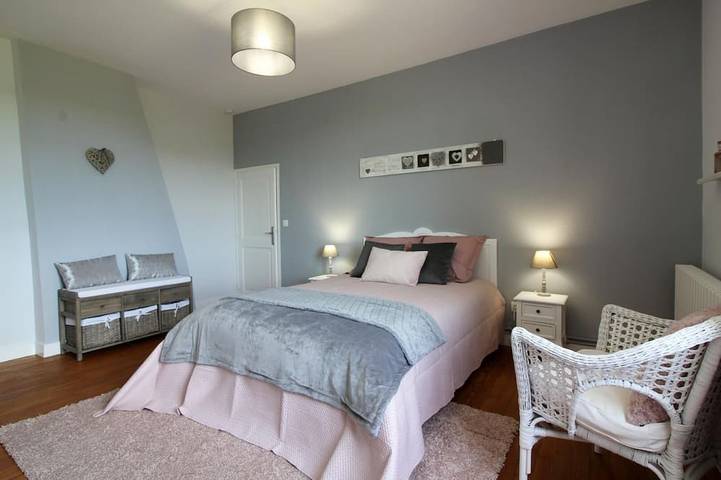 Location de vacances pour 4 personnes, avec jardin à Lussac - 2