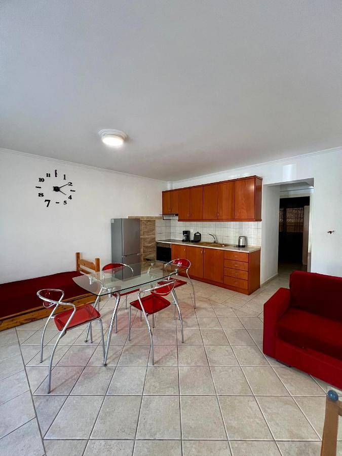 Ferienwohnung für 6 Personen, mit Terrasse und Garten - 1