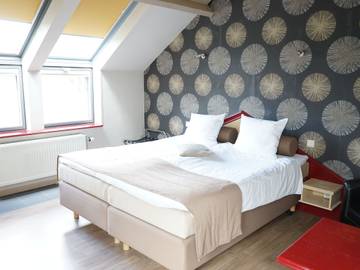 Maison De Vacances pour 28 Personnes dans La Roche-en-Ardenne, Province de Luxembourg, Photo 1