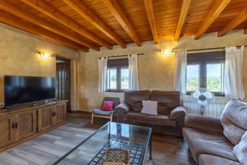 Casa Rural para 12 Personas en Gavilanes (Ávila), Valle del Tiétar, Foto 1