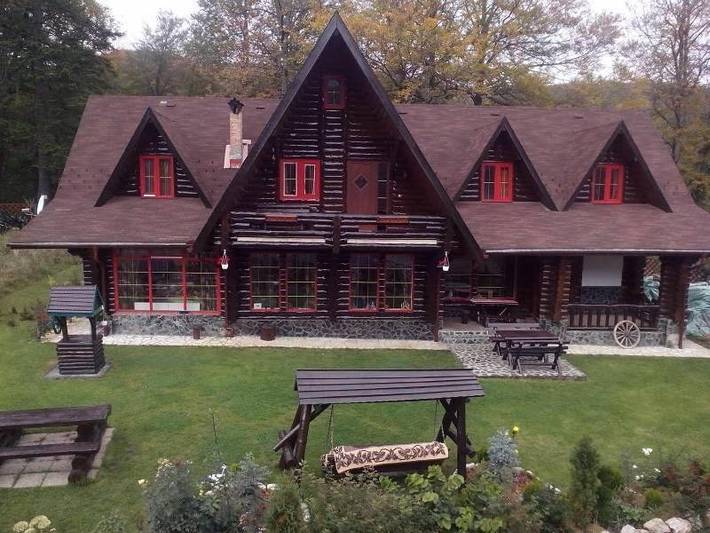 Gîte pour 4 personnes, avec Balcon et Terrasse ainsi que Jardin et Vue