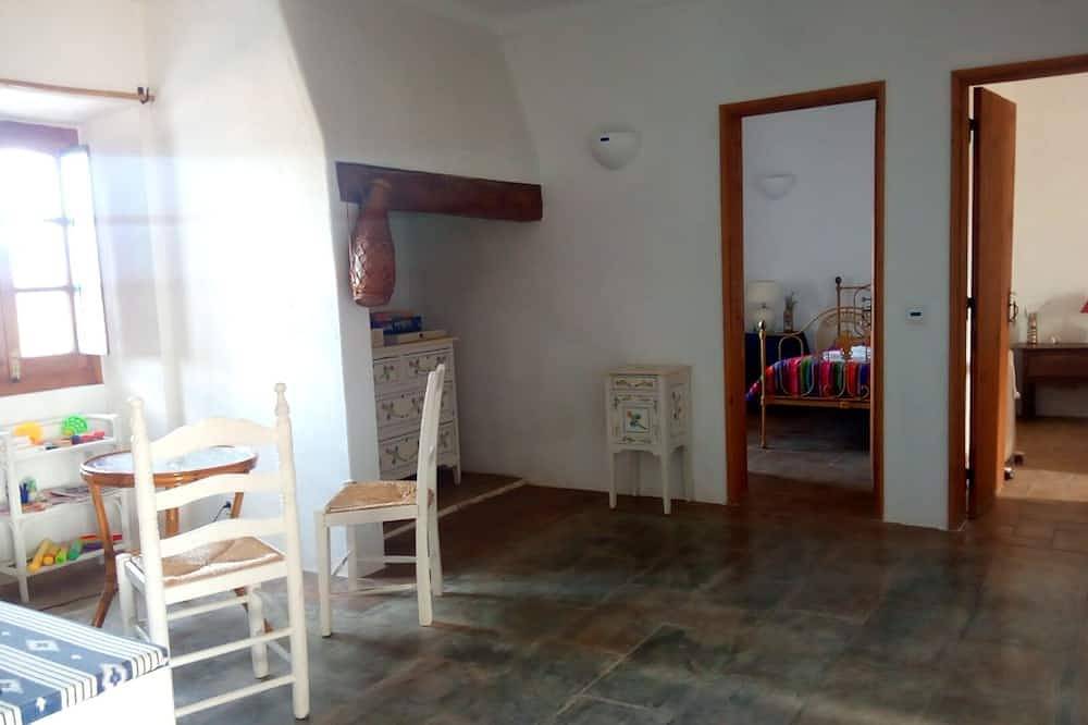 Monte Alentejano für 4 Personen!Ideal für Kinder!Wir akzeptieren Tiere! in Cortiçadas de Lavre e Lavre, Évora Distrikt