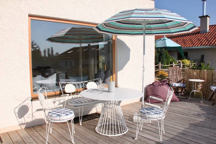 Ferienwohnung für 12 Personen, mit Garten und Seeblick, kinderfreundlich in Chieming - 3