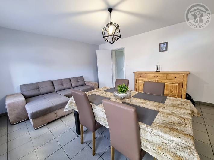 Gîte pour 4 personnes, avec jardin