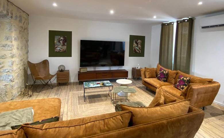 Location de vacances pour 15 personnes, avec piscine ainsi que vue et terrasse dans Saint-Martin-de-Valamas - 4