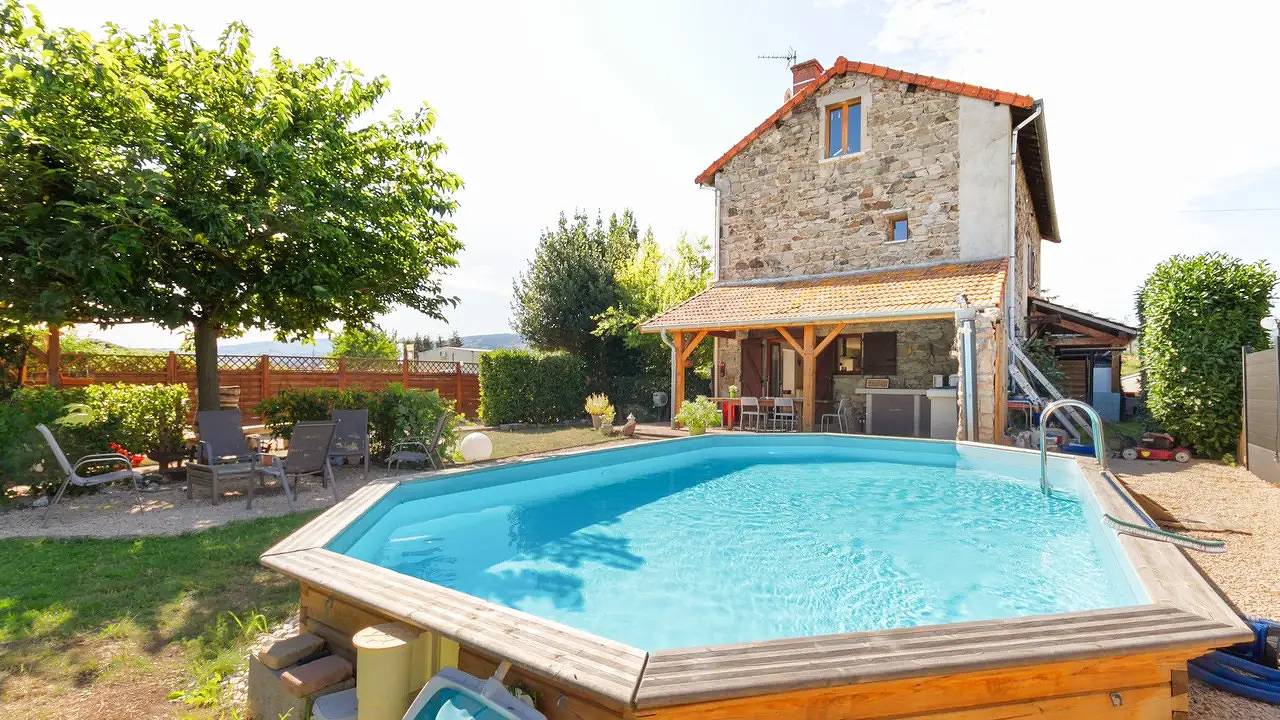 Ferienhaus für 10 Personen (180 m²) in Renaison in Renaison, Région de Roanne