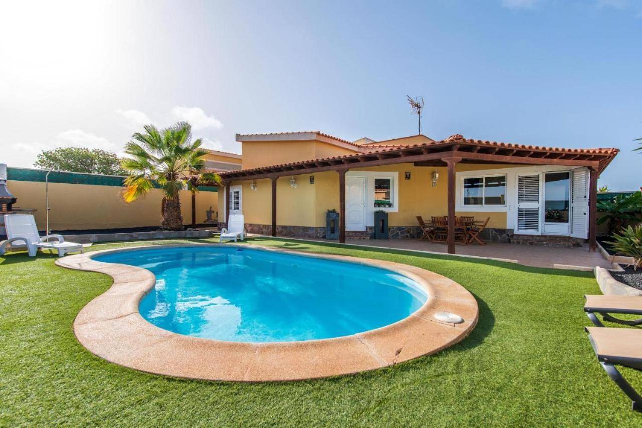 Two-Bedroom Villa in Caleta de Fuste, Antigua