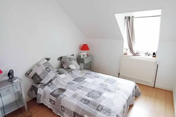 Location de vacances pour 17 personnes, avec jardin et terrasse à Pléguien - 2