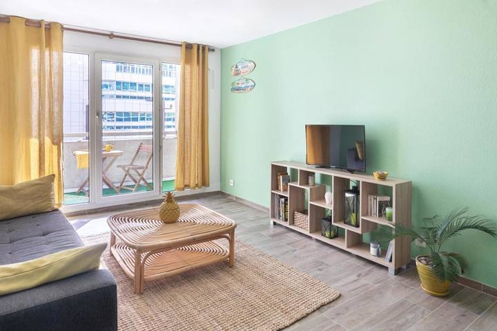 Gîte pour 4 personnes, avec terrasse et vue dans Plage Fabron Bambou Nice - 3