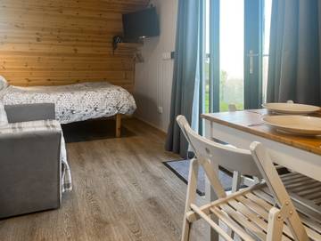 Holiday Rental for 4 People in Barrow-in-Furness, Cumbria, Photo 3