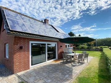 Ferienhaus für 4 Personen, mit Garten, mit Haustier in Tinnum