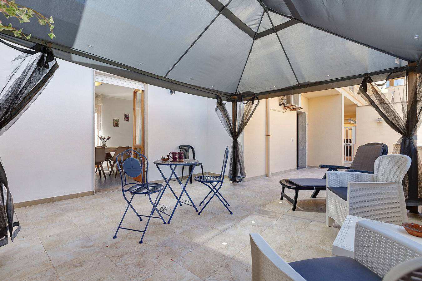 Ganze Wohnung, Apartment 'Casa Mariposa- Alghero' mit privater Terrasse, Wlan und Klimaanlage in La Pietraia, Alghero