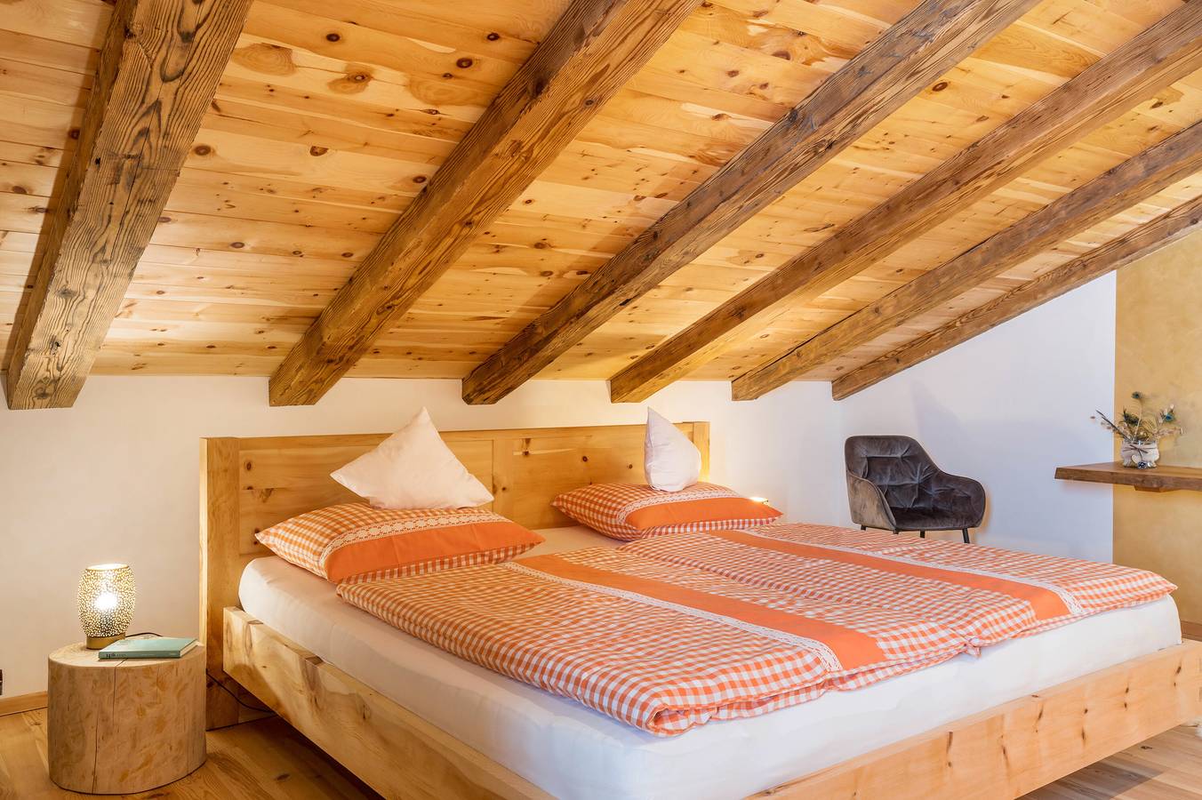 Chalet 'Himmel' with Mountain View, Private Garden and Wi-Fi in Ega (Nova Ponente), Deutschnofen