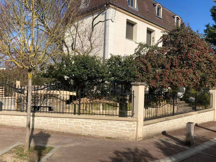 Location de vacances pour 4 personnes, avec jardin et vue à Rueil-Malmaison