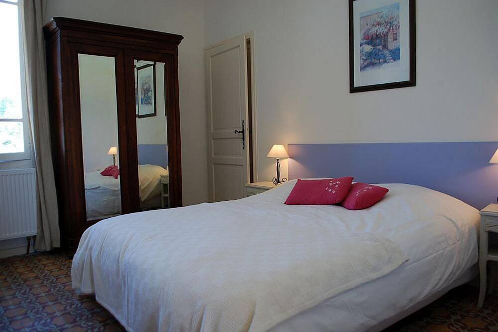 La Chambre D'hotes Lavendel est une chambre familiale, deux chambres et une salle de bain. in Mazan, Parc naturel régional du Mont-Ventoux